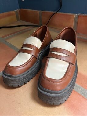 Women’s ALOHA Two-Tone Brown and Cream Platform Loafers